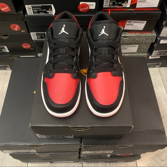 Nike Air Jordan 1 Low Bred Toe Black Red Retro Shoes 553560-612 GS Youth Sizes - Picture 2 of 4
